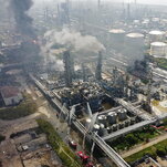 Read more about the article Huge Fire Breaks Out at Sinopec’s Shanghai Complex, Leaving 1 Dead