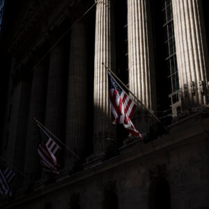 Read more about the article Sell America Is the New Trade on Wall Street