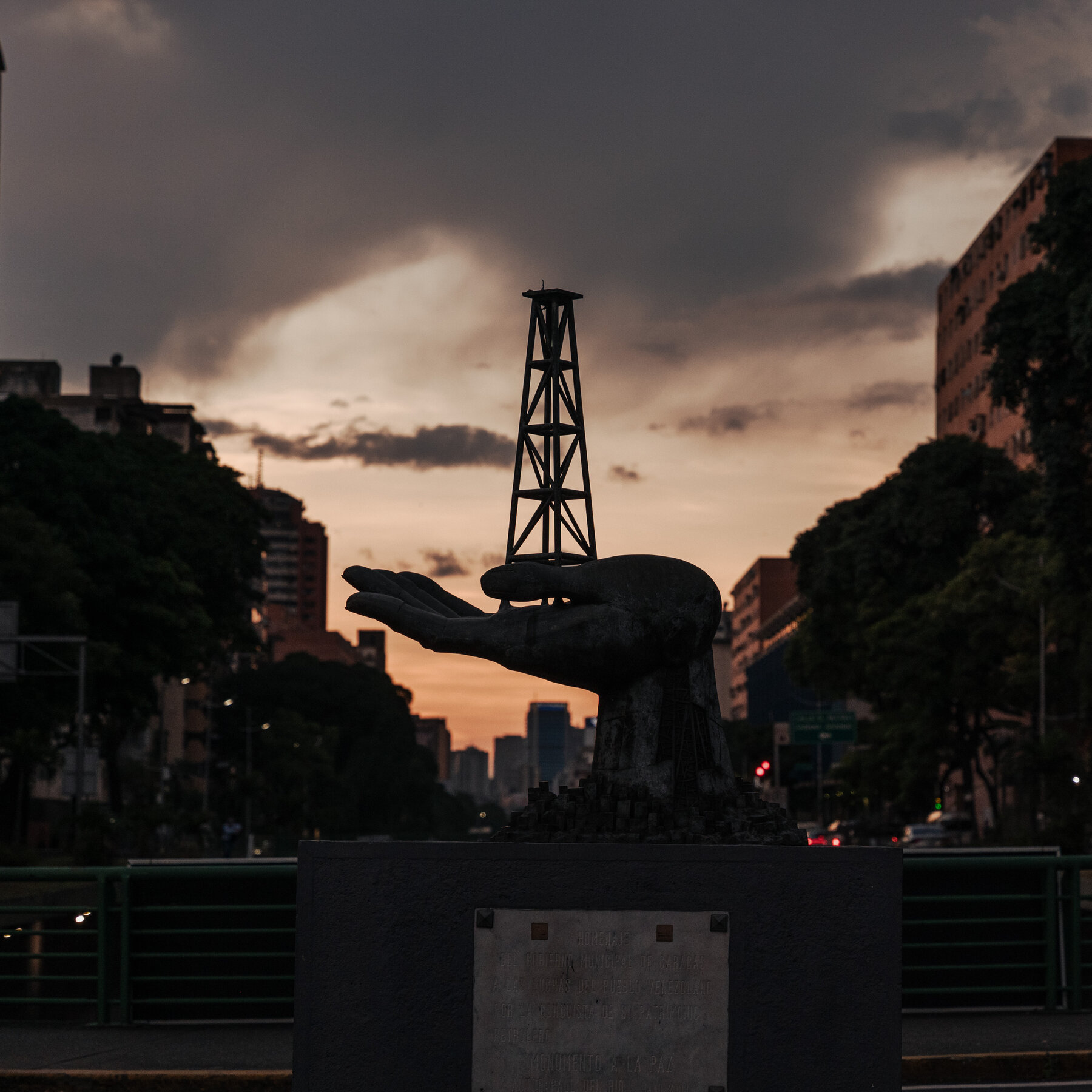 Read more about the article Venezuelan Lawmakers Approve Sweeping Overhaul of Oil Sector