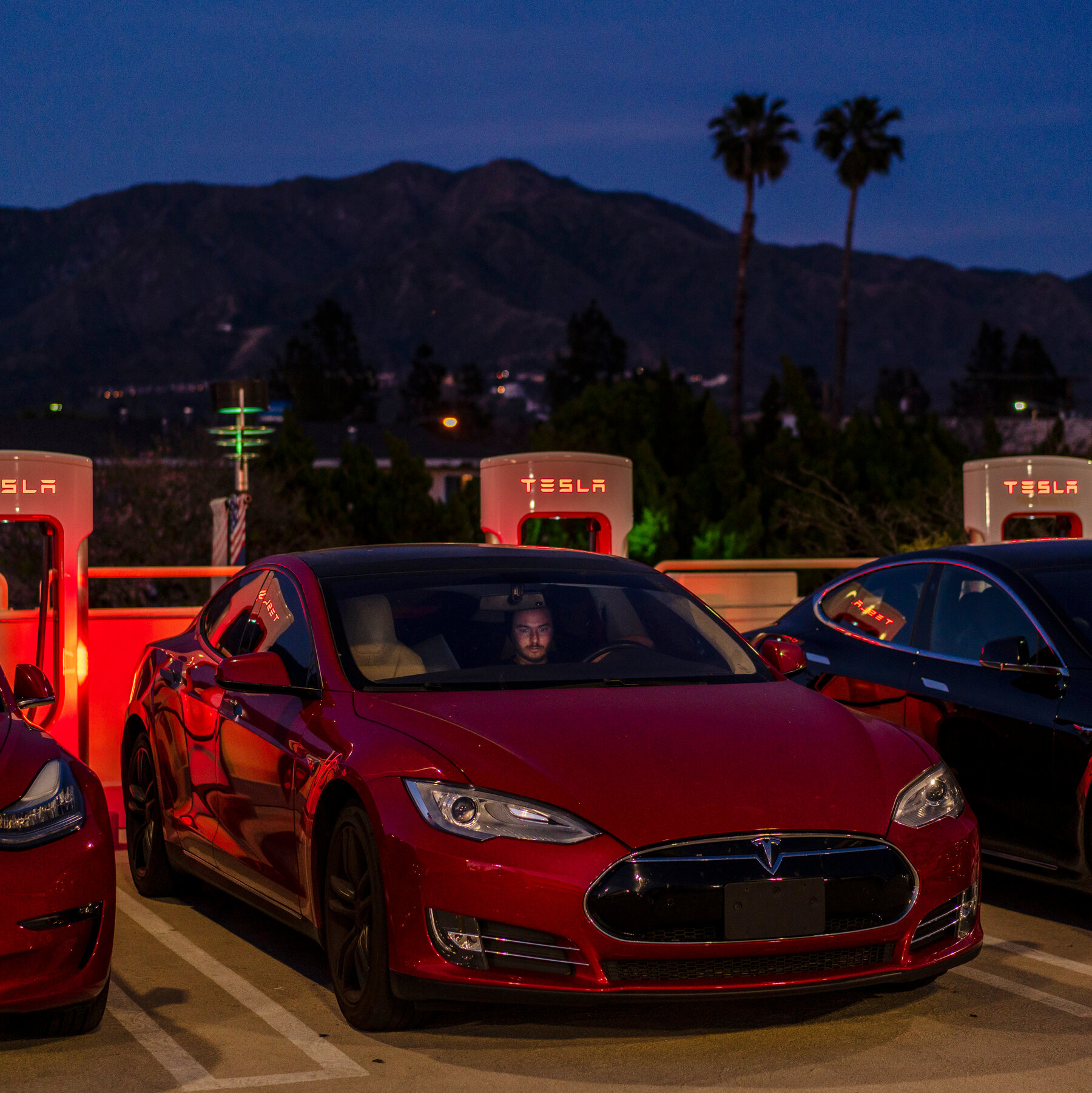 You are currently viewing Tesla’s Model S, Soon to Be History, Changed the Auto Industry