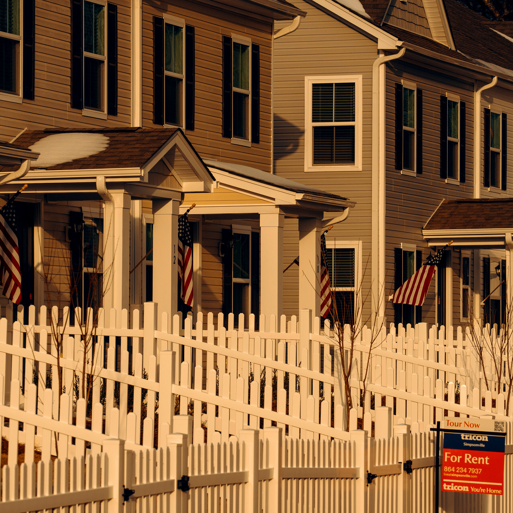 You are currently viewing Senate Housing Bill Sparks Debate About Who Gets to Own Single-Family Homes