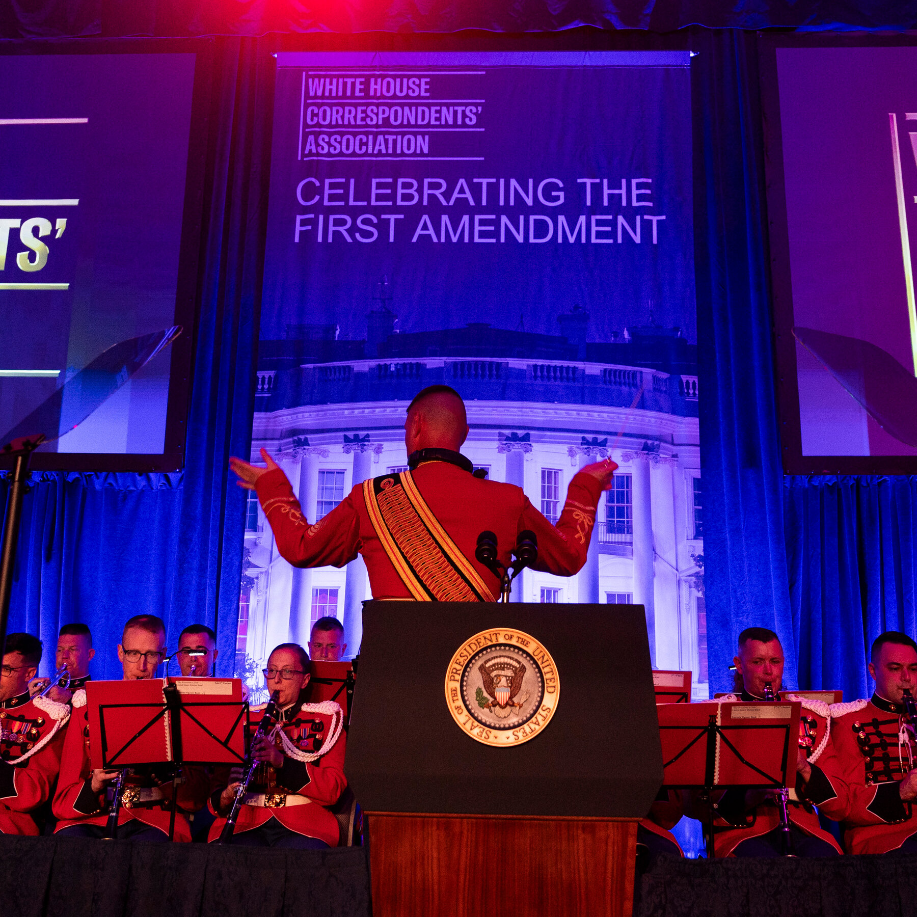 You are currently viewing Trump Says He Will End Boycott of White House Correspondents’ Dinner