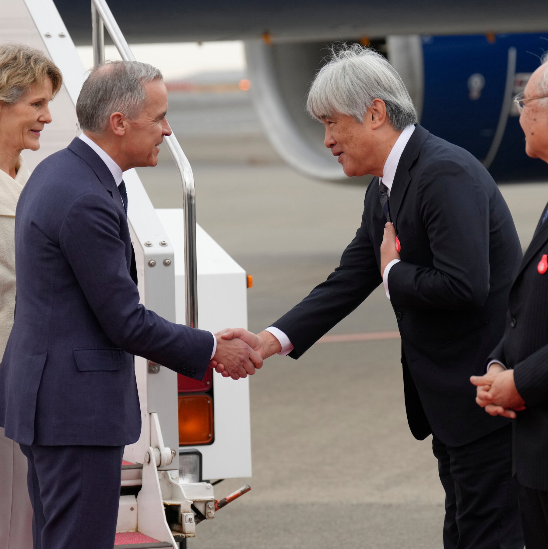 You are currently viewing Defense Without U.S. Help Is a Live Topic for Canada, Japan and Australia