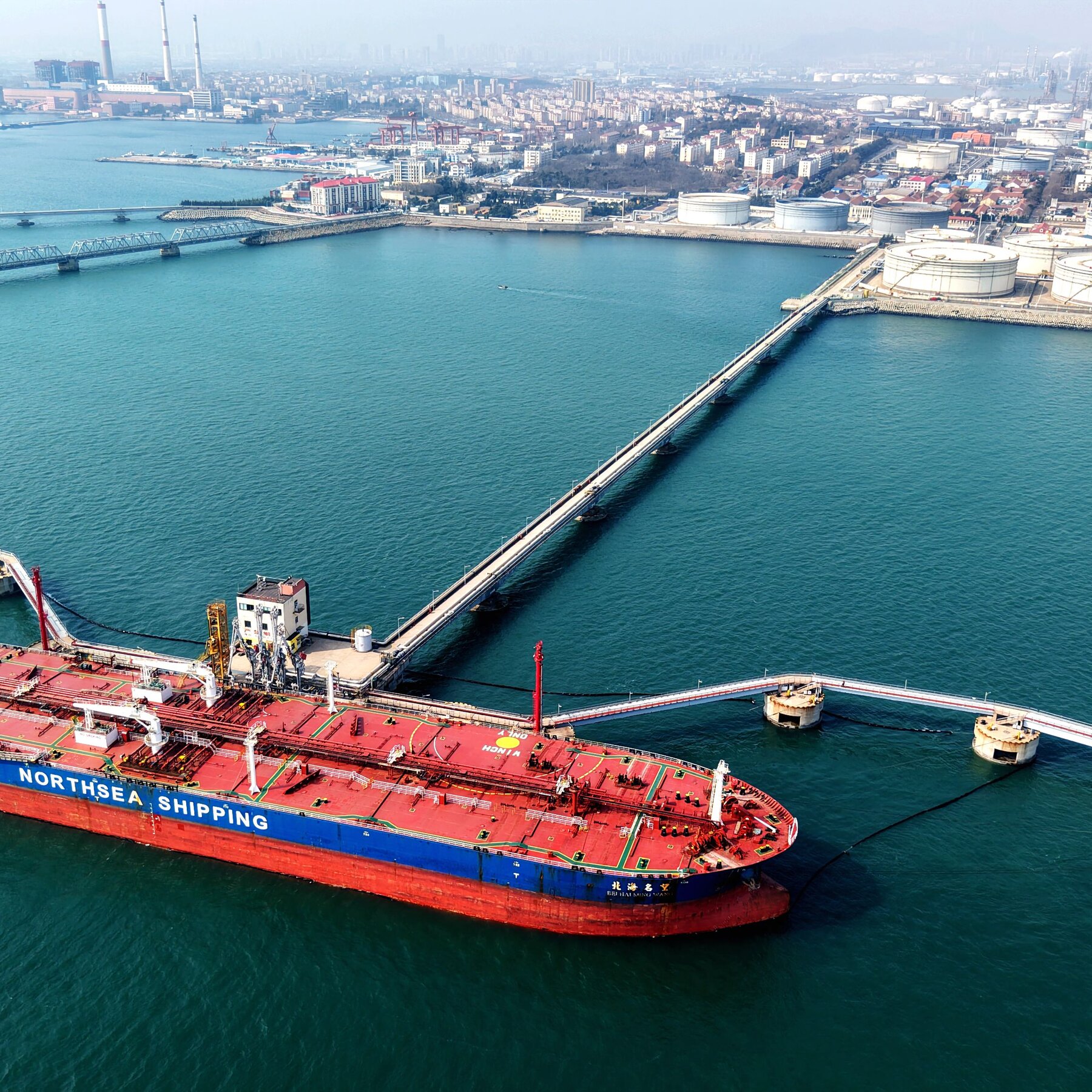 You are currently viewing China Stockpiled More Oil Before War Broke Out in Iran