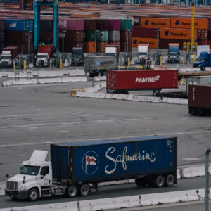 Read more about the article Trump to Target Forced Labor in Global Tariff Scheme