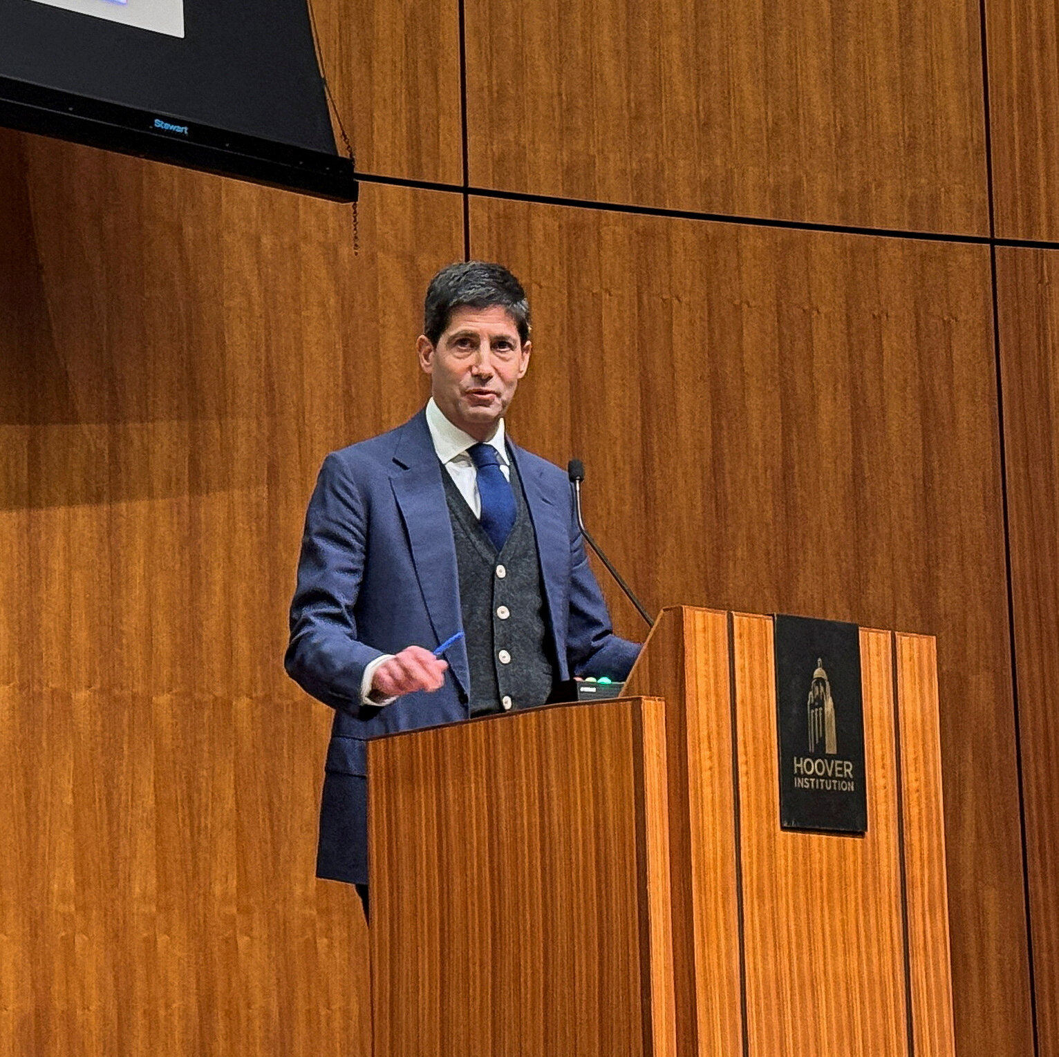 You are currently viewing Kevin Warsh’s Dilemma as Fed Chair Nominee Amid Iran War