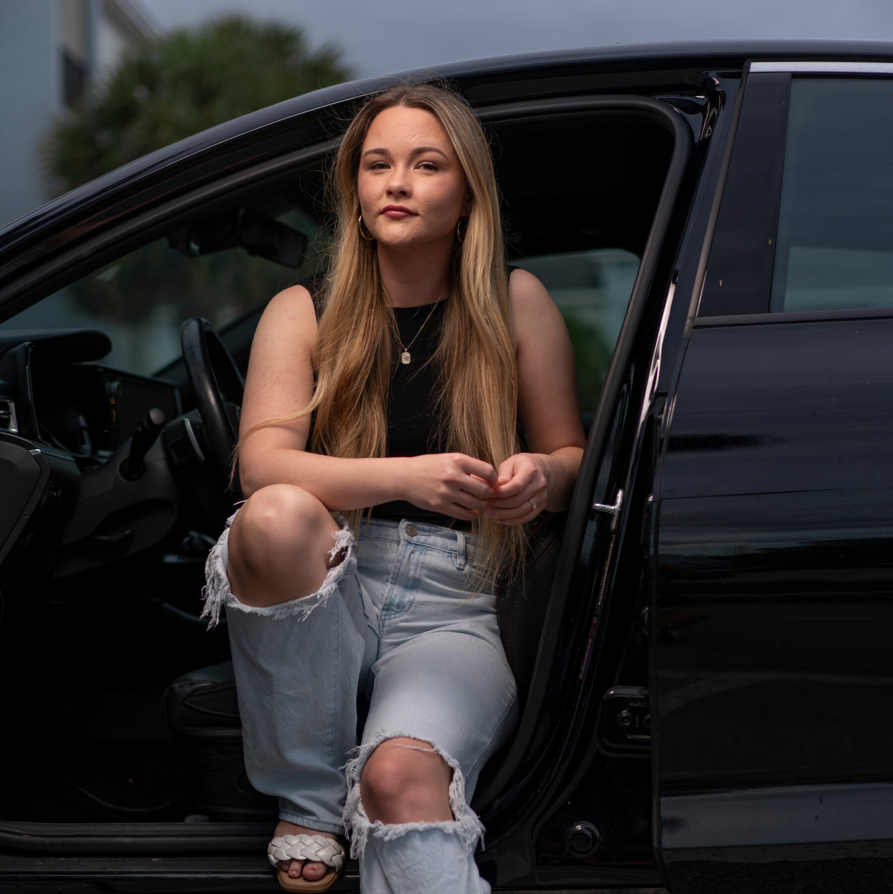 You are currently viewing Rising Prices and High Interest Rates Are Making Car Ownership Feel Impossible