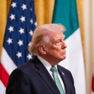 Read more about the article Trump Renews Demand for Rate Cuts as Fed Grapples With War in Iran