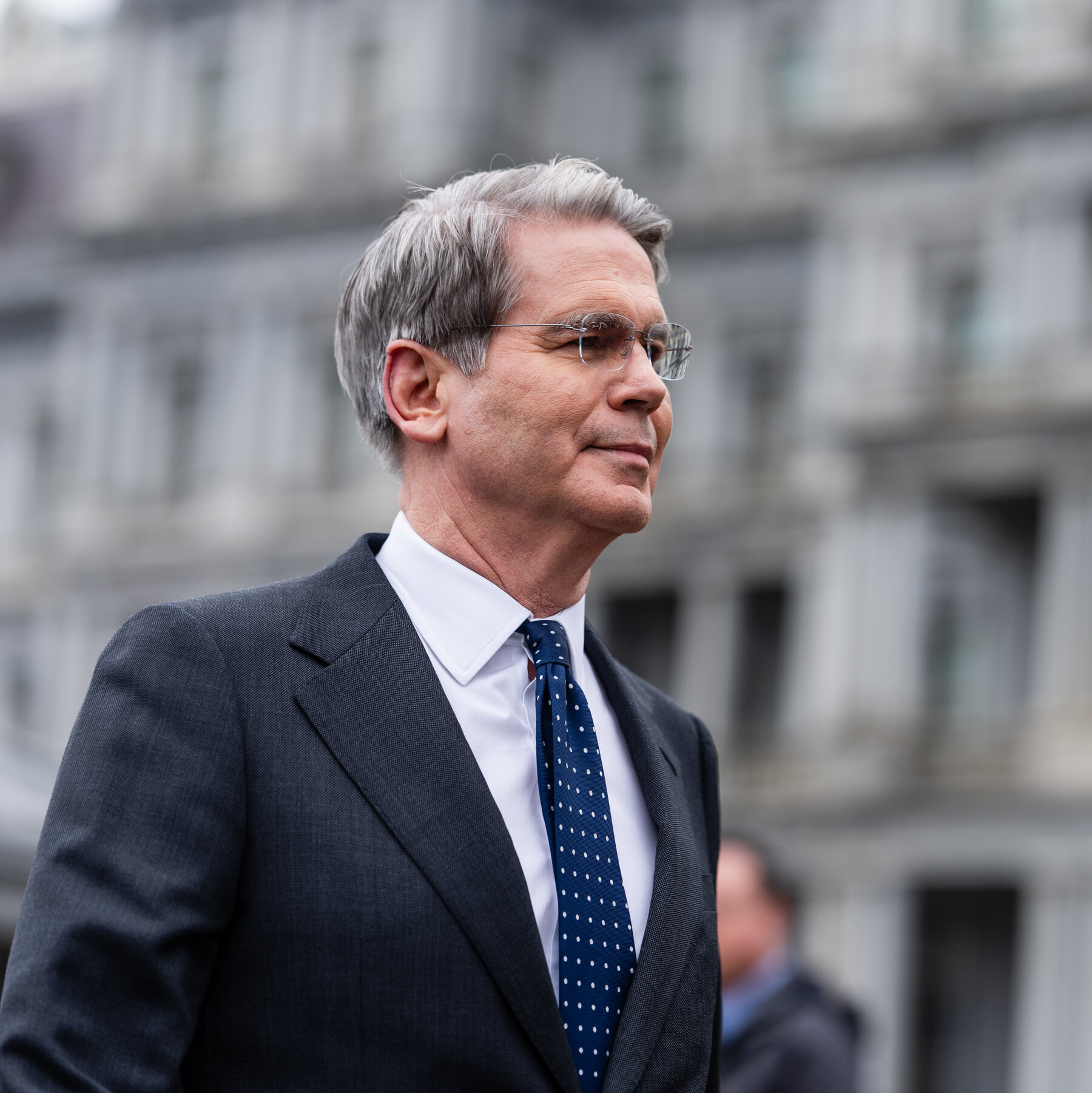 Read more about the article U.S. Encourages Flow of Iranian Oil While It Battles Iran