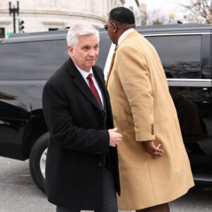 Read more about the article Fed Official Urges Caution on Rate Cuts as Iran War Drags On