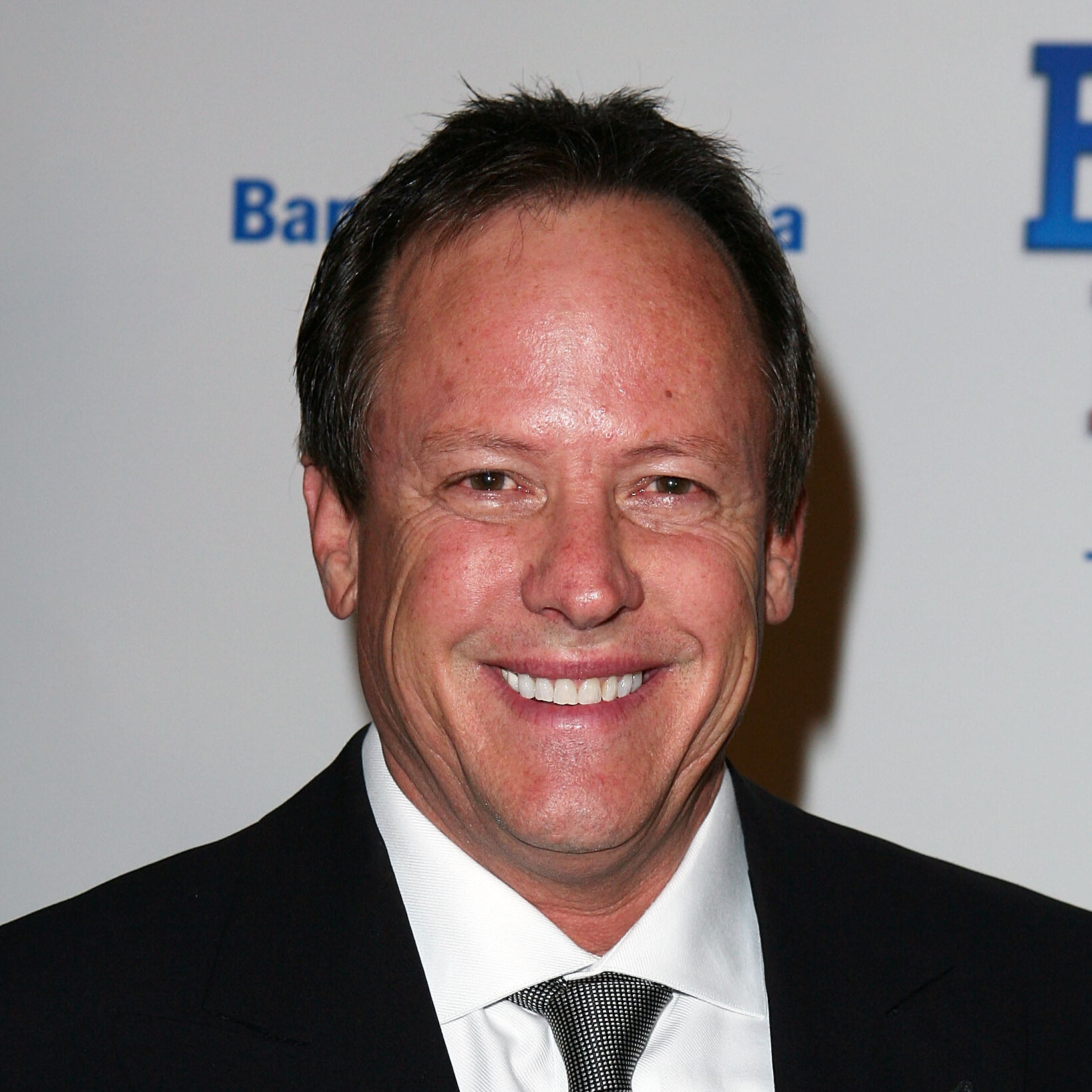 You are currently viewing Jeff Webb, Who Built a Competitive Cheerleading Empire, Dies at 76