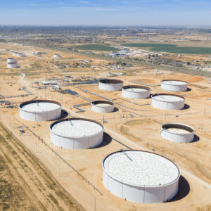 Read more about the article For Western Oil Companies, War in Iran Means Bigger Profits, and Risks