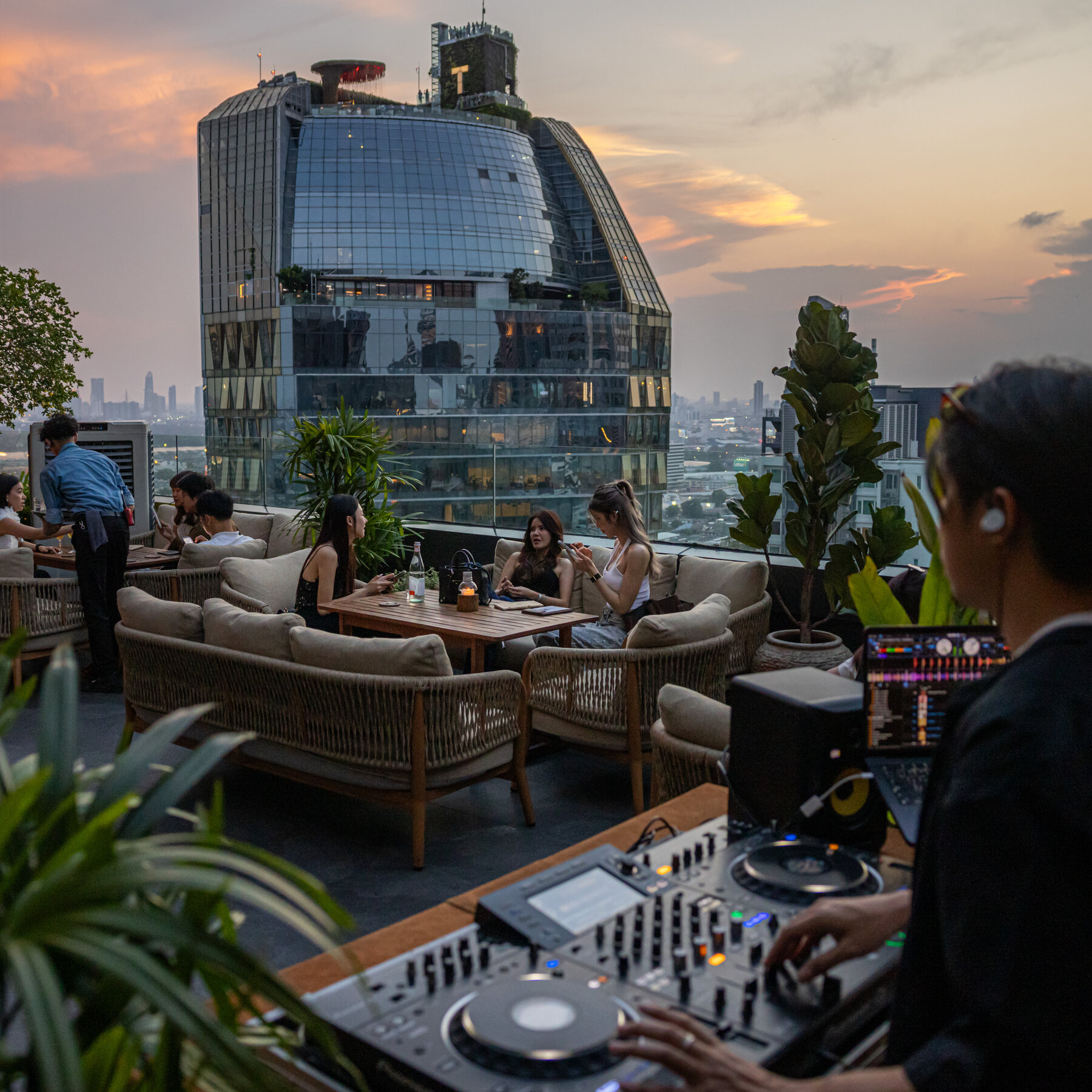 You are currently viewing What’s New in Bangkok: Restaurants, Bars, Hotels and More