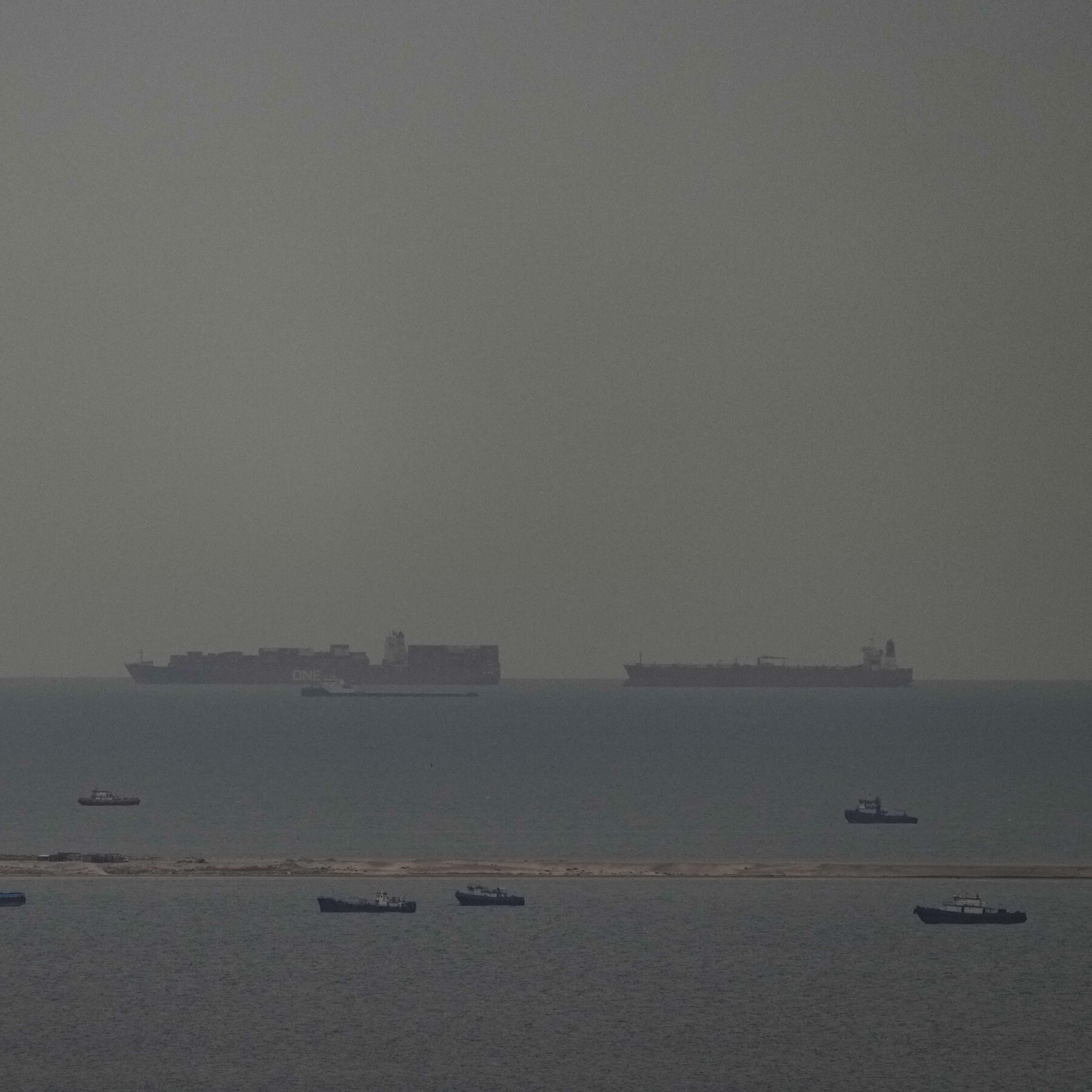 You are currently viewing Iran Moves to Formalize Toll Plan in Strait of Hormuz