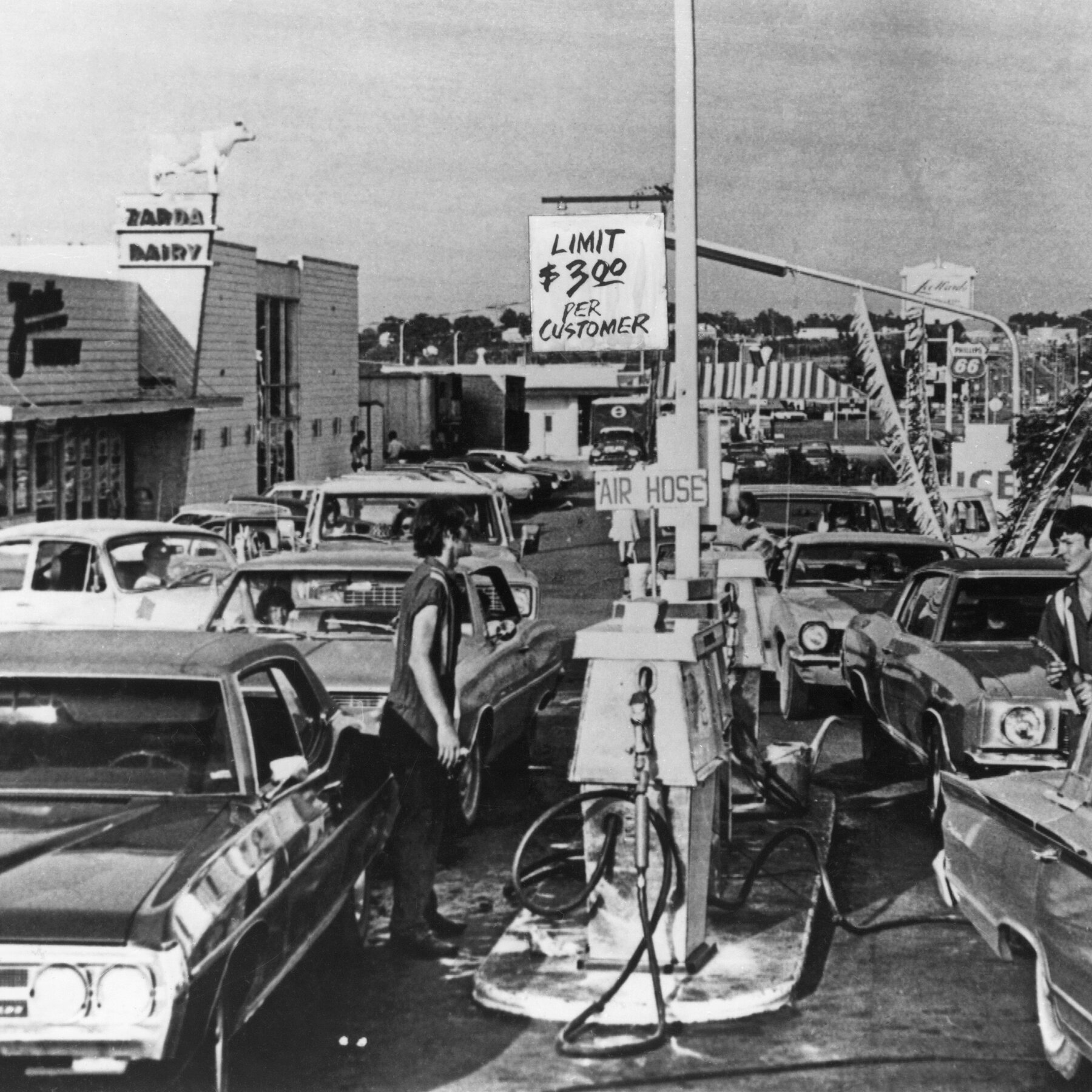 You are currently viewing The Oil Shocks of the ’70s Changed the World. Will the Iran War Do the Same?