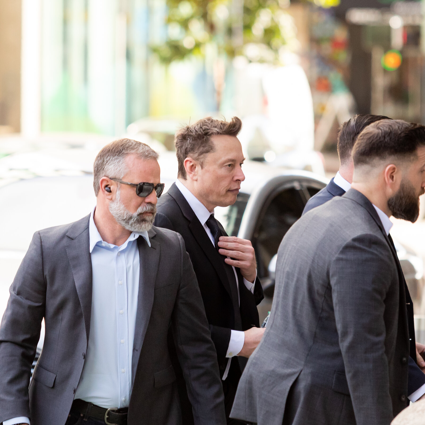 You are currently viewing Democrats Examine Elon Musk’s Role in Suspension of Business Disclosure Law