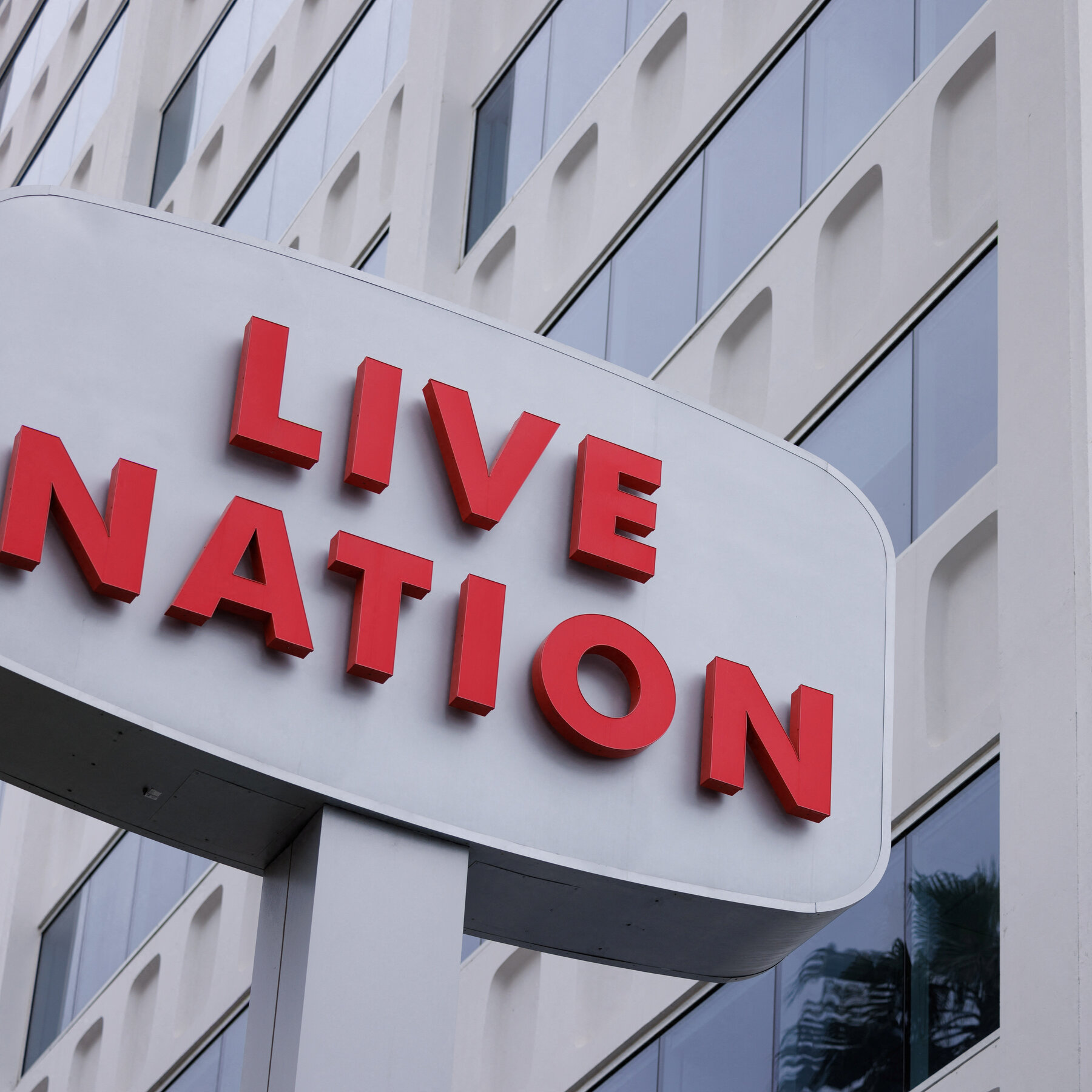 Read more about the article Jury Finds Live Nation Acts as a Monopoly in a Victory for States