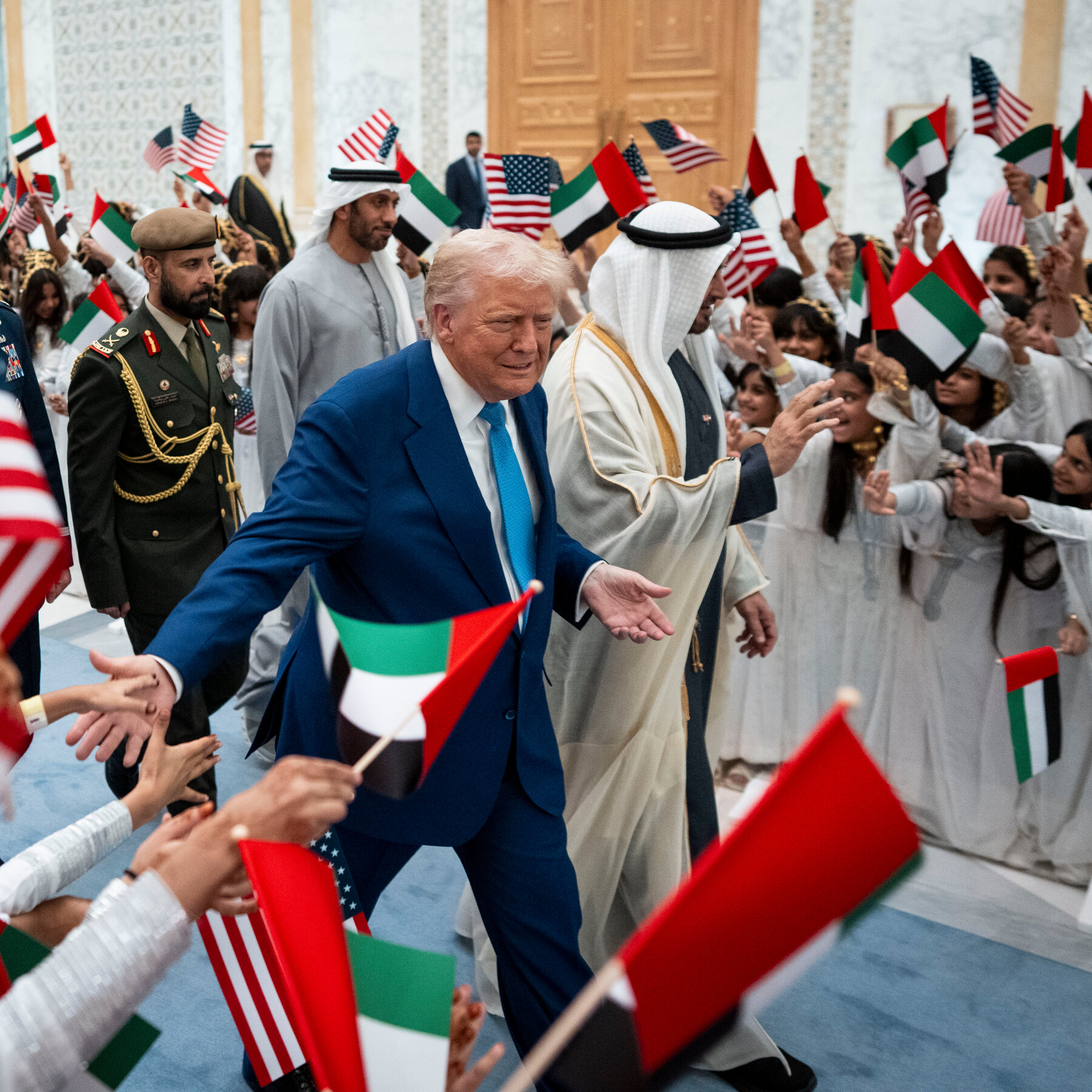 Read more about the article U.S. Considers Financial Support for Oil-Rich U.A.E.