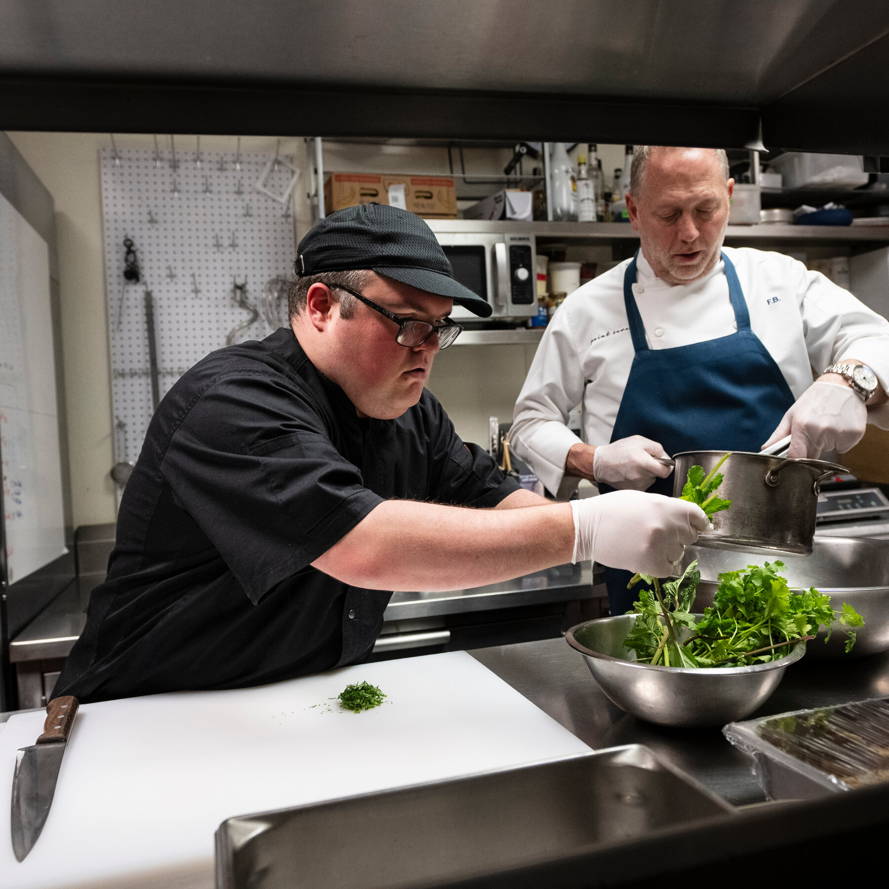 You are currently viewing New Chef Program Helps People With Autism Find Jobs in Fine-Dining Restaurants