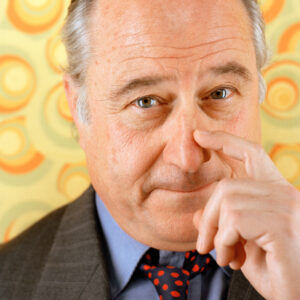 Read more about the article Fred Drasner, a Feisty Leader of The Daily News, Is Dead at 83