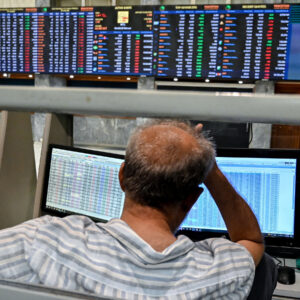 Read more about the article Investors Brace for a New Hormuz Blockade Threat