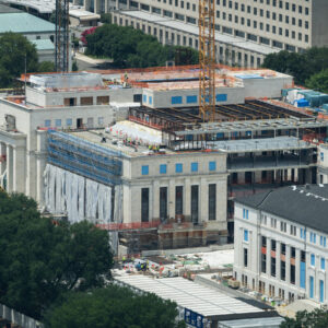 Read more about the article Prosecutors Make Surprise Visit to Fed as Pirro Defends Investigation