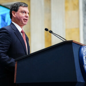 Read more about the article Trump Increased Tax Refunds, but a Political Challenge Still Looms