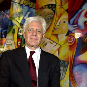 Read more about the article Kevin Klose, Who Made NPR a Reporting Powerhouse, Dies at 85