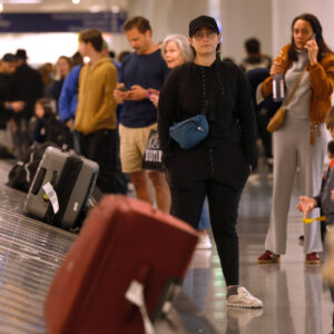Read more about the article Baggage Fees Are Up. Here’s How to Avoid Them.