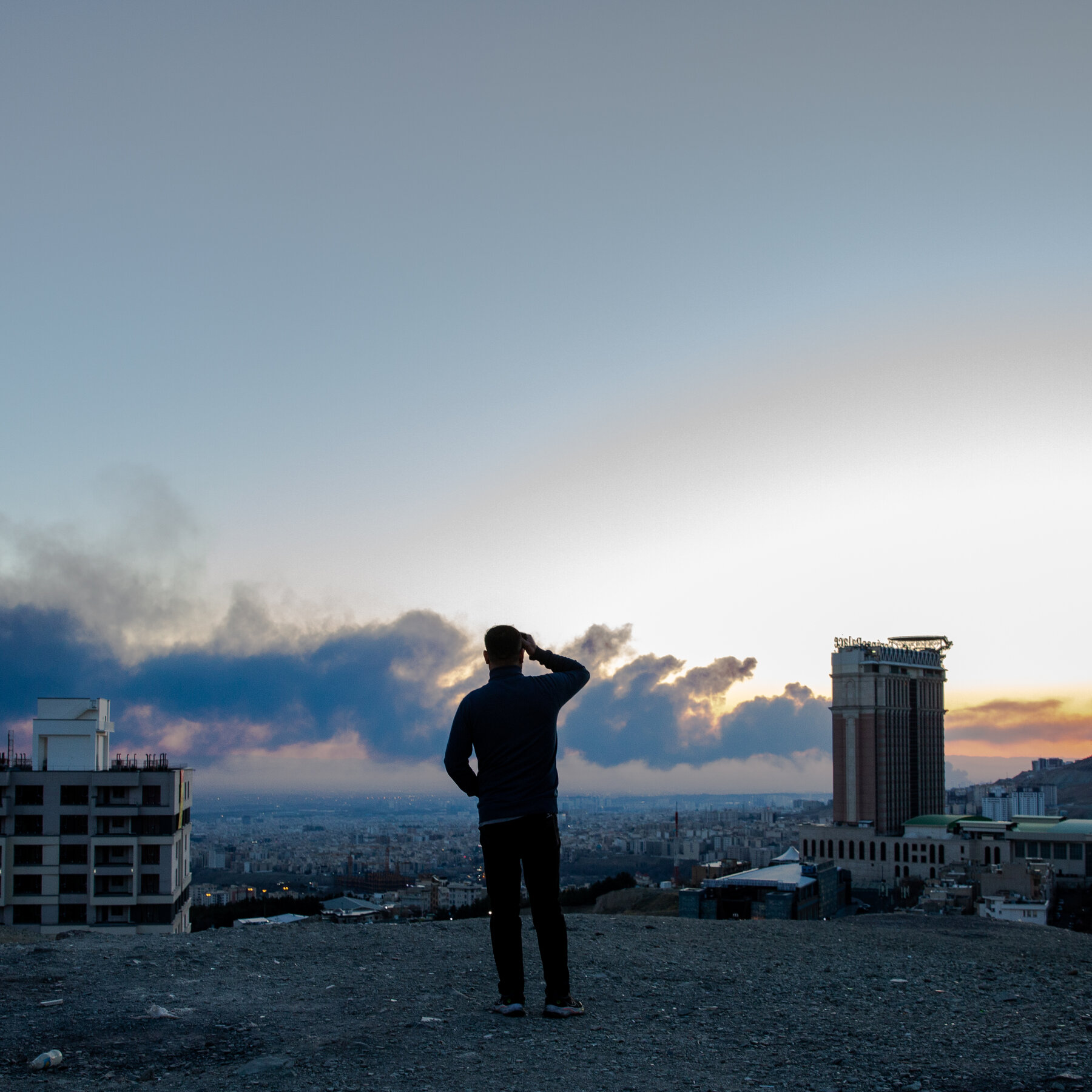 Read more about the article Ignoring the War Has Been Working for Long-Term Investors