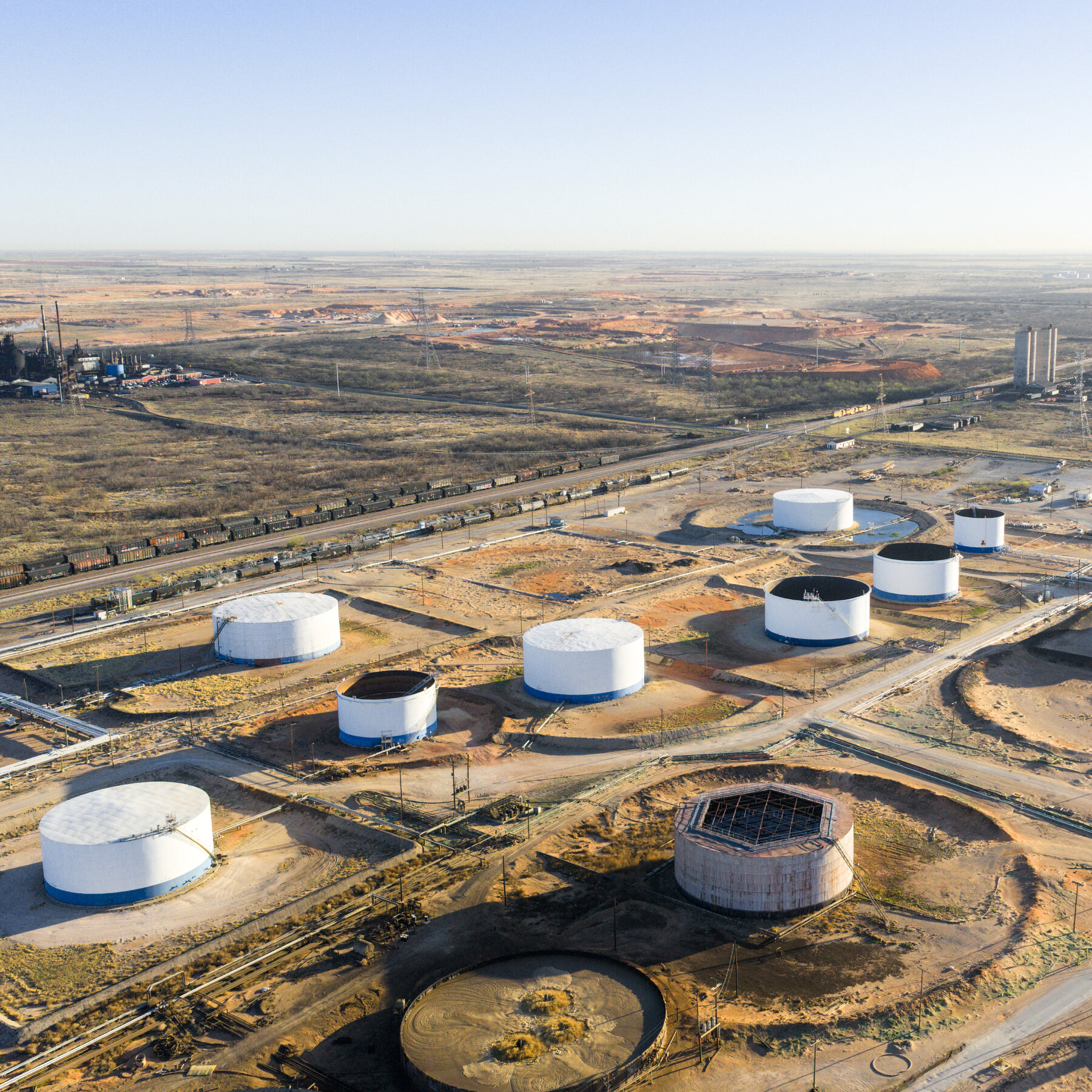 Read more about the article Loss of Emirates Further Weakens OPEC’s Influence