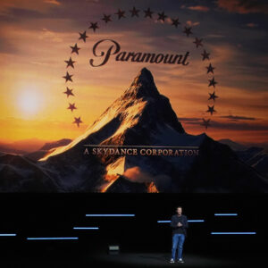Read more about the article Ellison Pledges at Least 30 Paramount-Warner Movies a Year