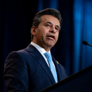 Read more about the article Marty Makary, Trump’s F.D.A. Commissioner, Resigns After Weeks of Pressure