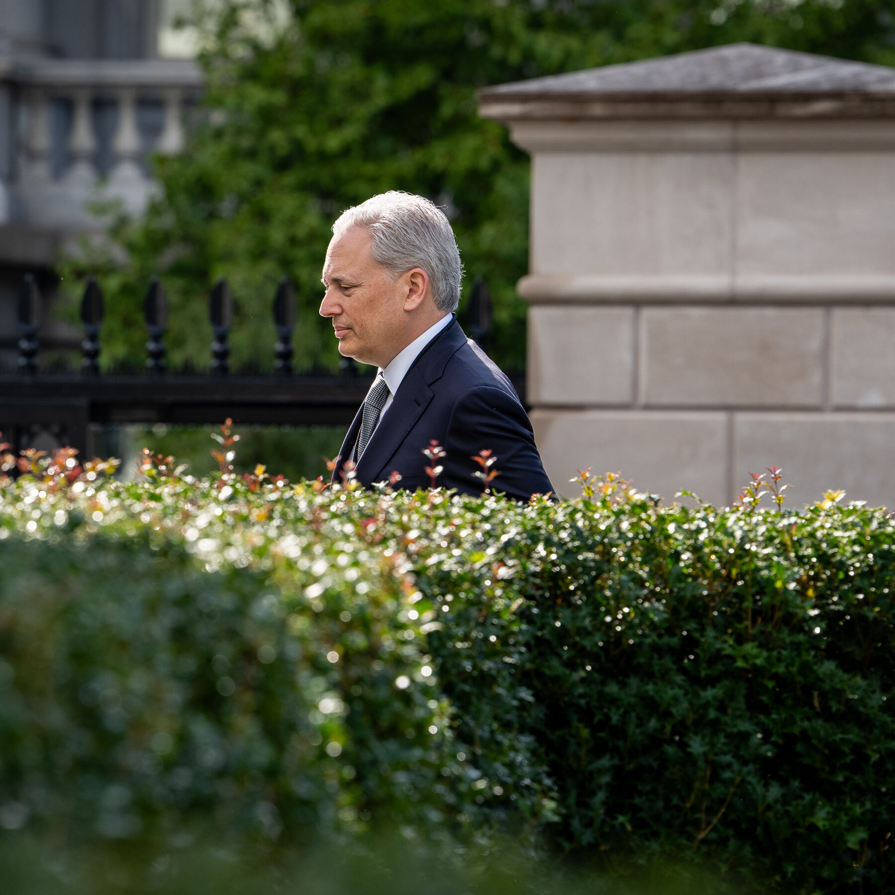 You are currently viewing Behind the Trump Administration’s Potential Rethink on A.I.