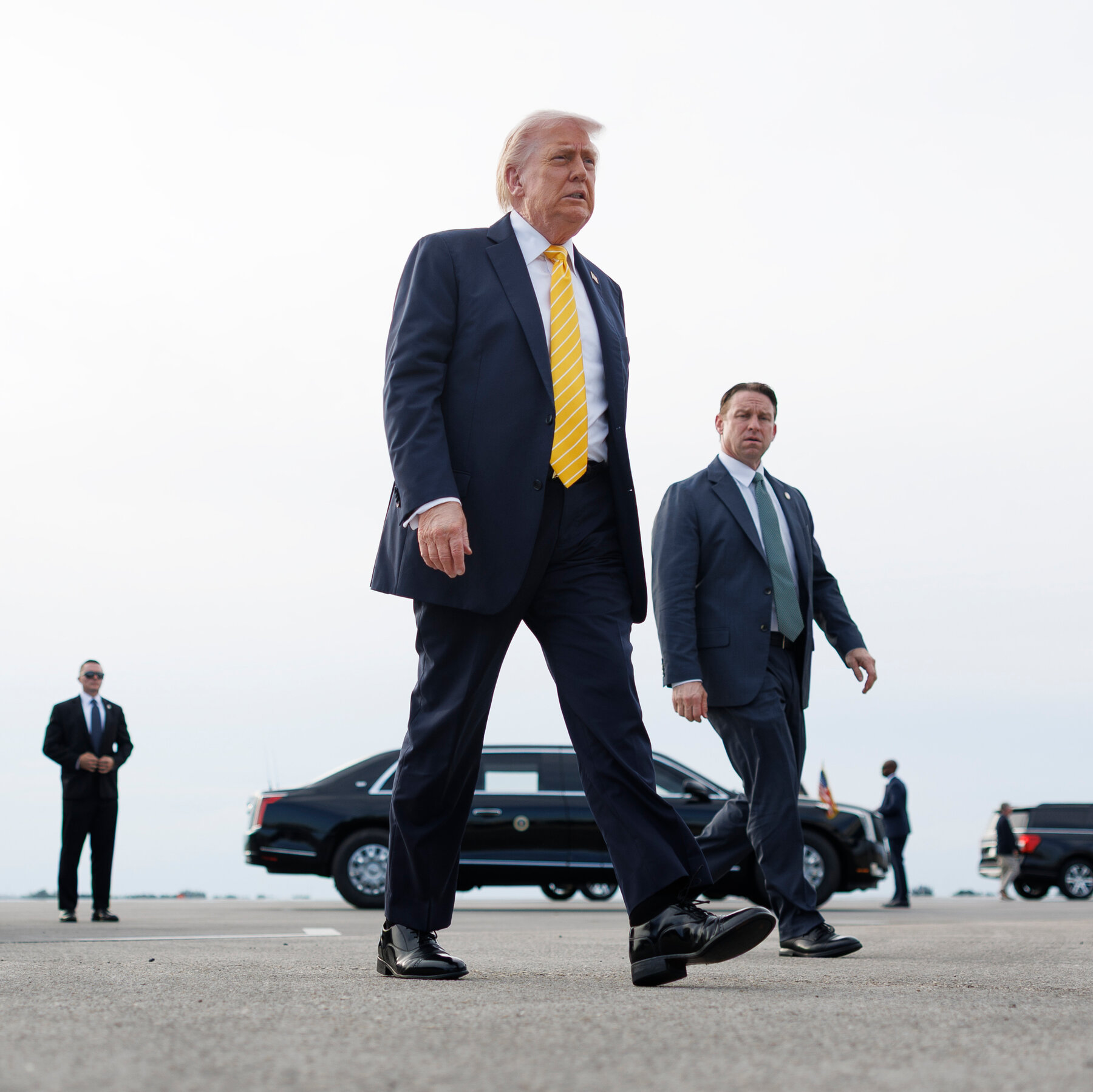 You are currently viewing Trade Court Rules Trump’s 10% Global Tariff Is Illegal