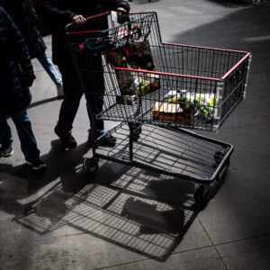 Read more about the article Fed officials weigh stable jobs backdrop against rising inflation risks.