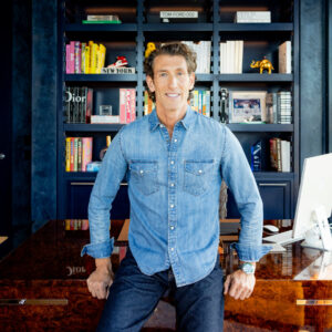 Read more about the article Sales Are Up. Celebrities Are In. Is Gap Officially Back?