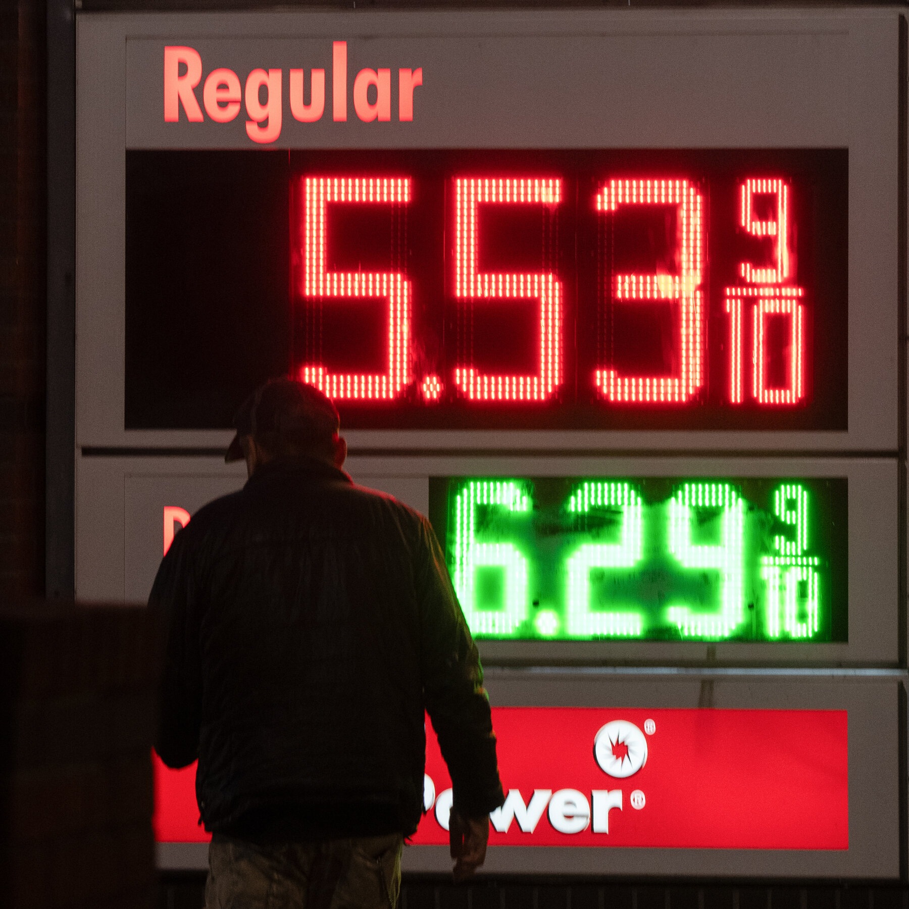 You are currently viewing Oil Prices Rise as Prospects for U.S.-Iran Peace Deal Fizzle
