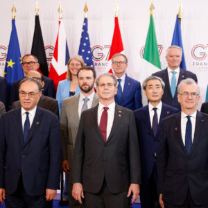 Read more about the article Inflation Fears Cloud G7 Economic Agenda as Iran War Persists