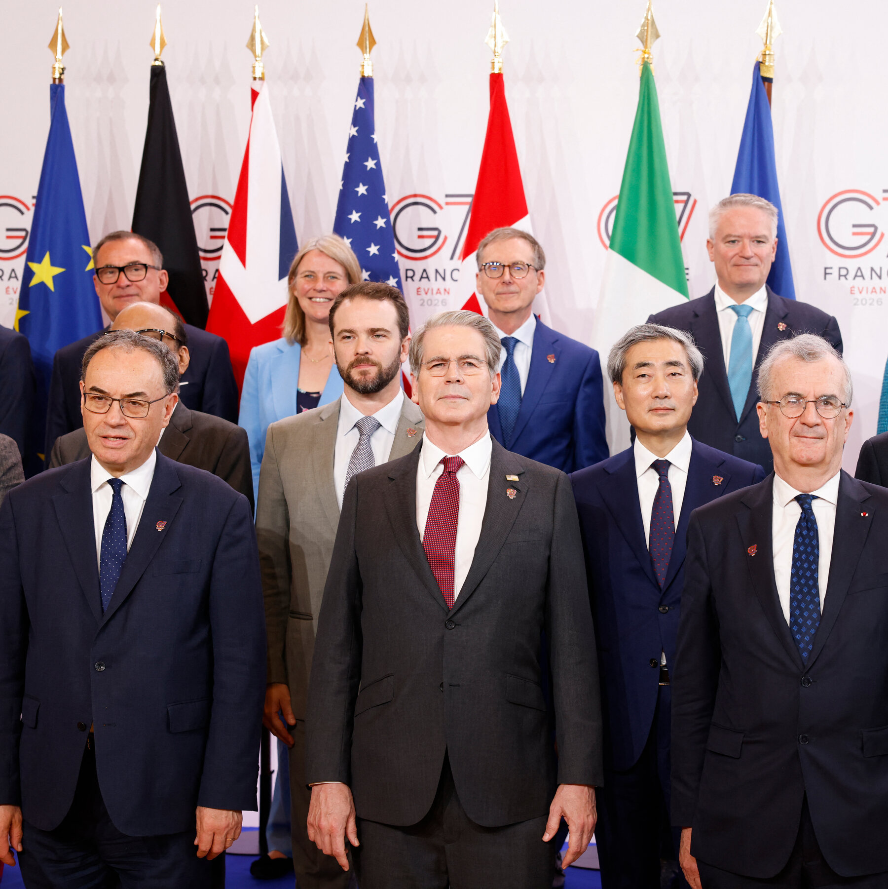 Read more about the article Inflation Fears Cloud G7 Economic Agenda as Iran War Persists