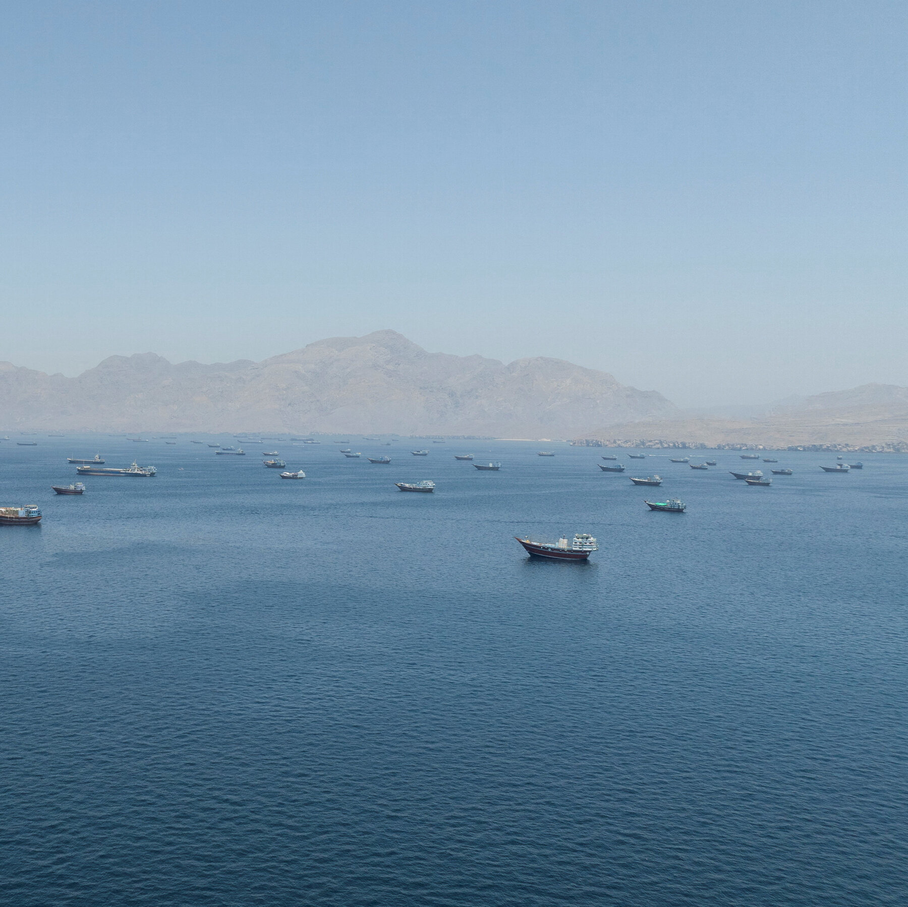 You are currently viewing Even After a Strait of Hormuz Deal, Moving 1,500 Ships Won’t Be Easy