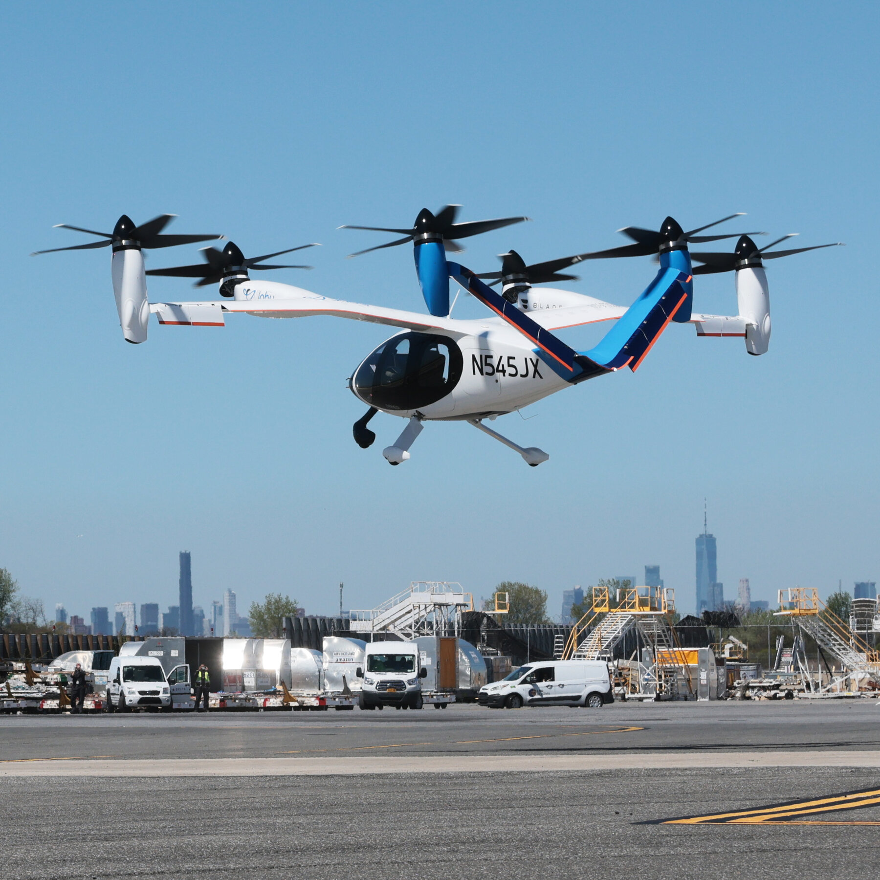 You are currently viewing Joby Demonstrated its Air Taxi in Manhattan, but You Can’t Fly in It Yet