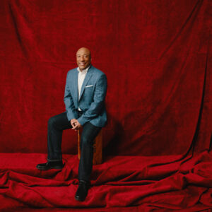 Read more about the article Byron Allen to Buy a Controlling Stake in BuzzFeed