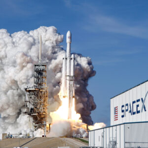 Read more about the article Skeptics Question Whether SpaceX Is Worth $1.77 Trillion