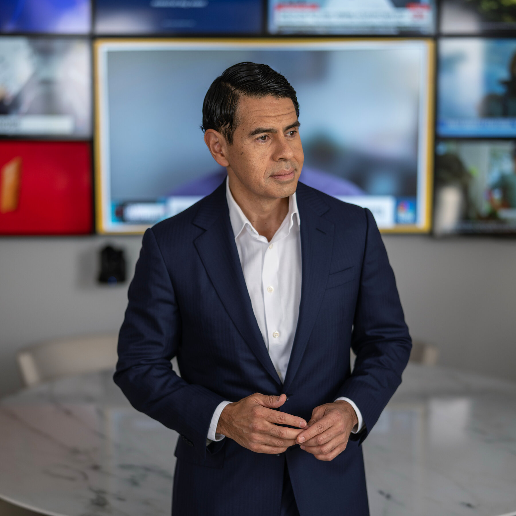 You are currently viewing How to Run a News Company in the Age of Polarization and A.I. Slop