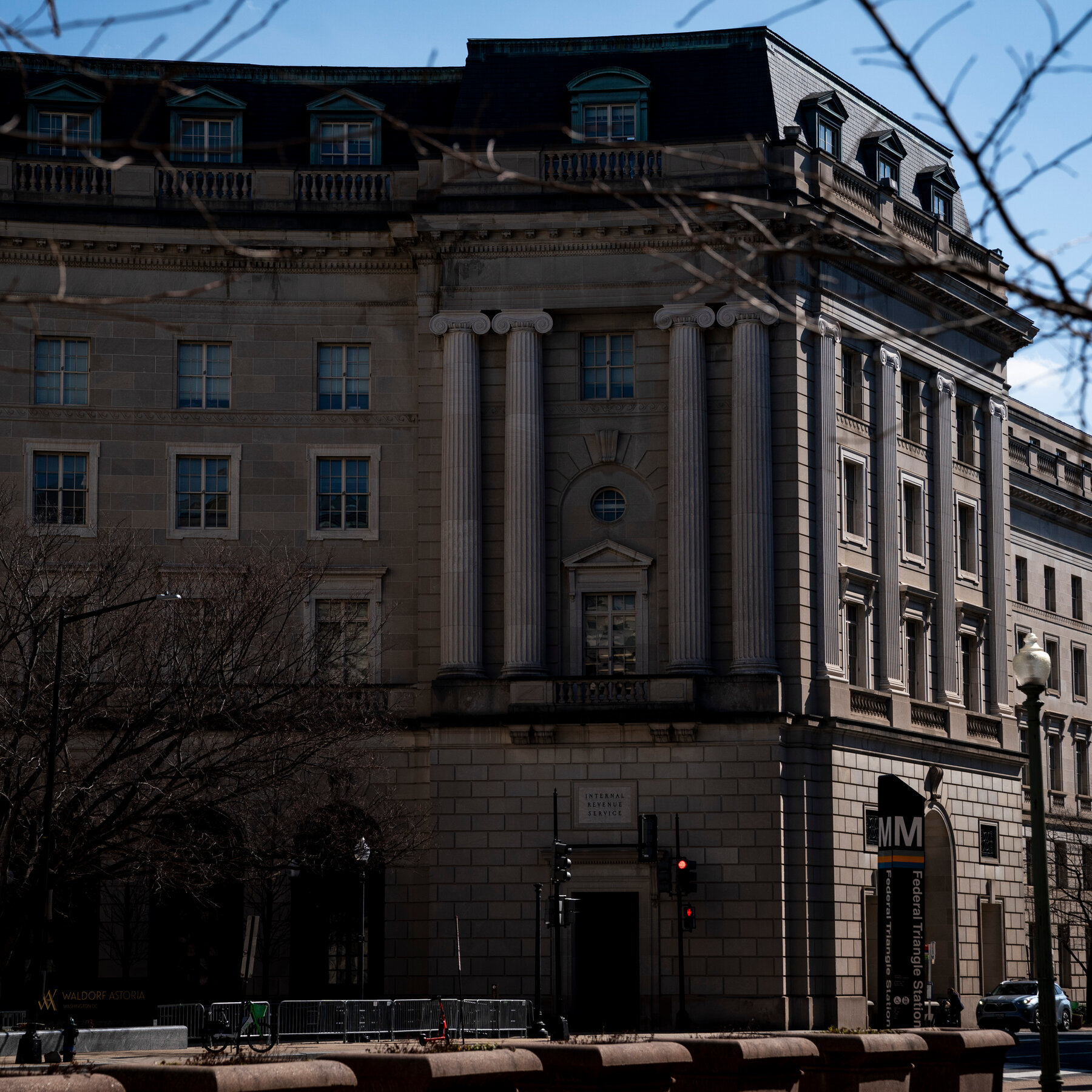 You are currently viewing Trump’s Pick for Top I.R.S. Lawyer Works at Firm That Represents Him