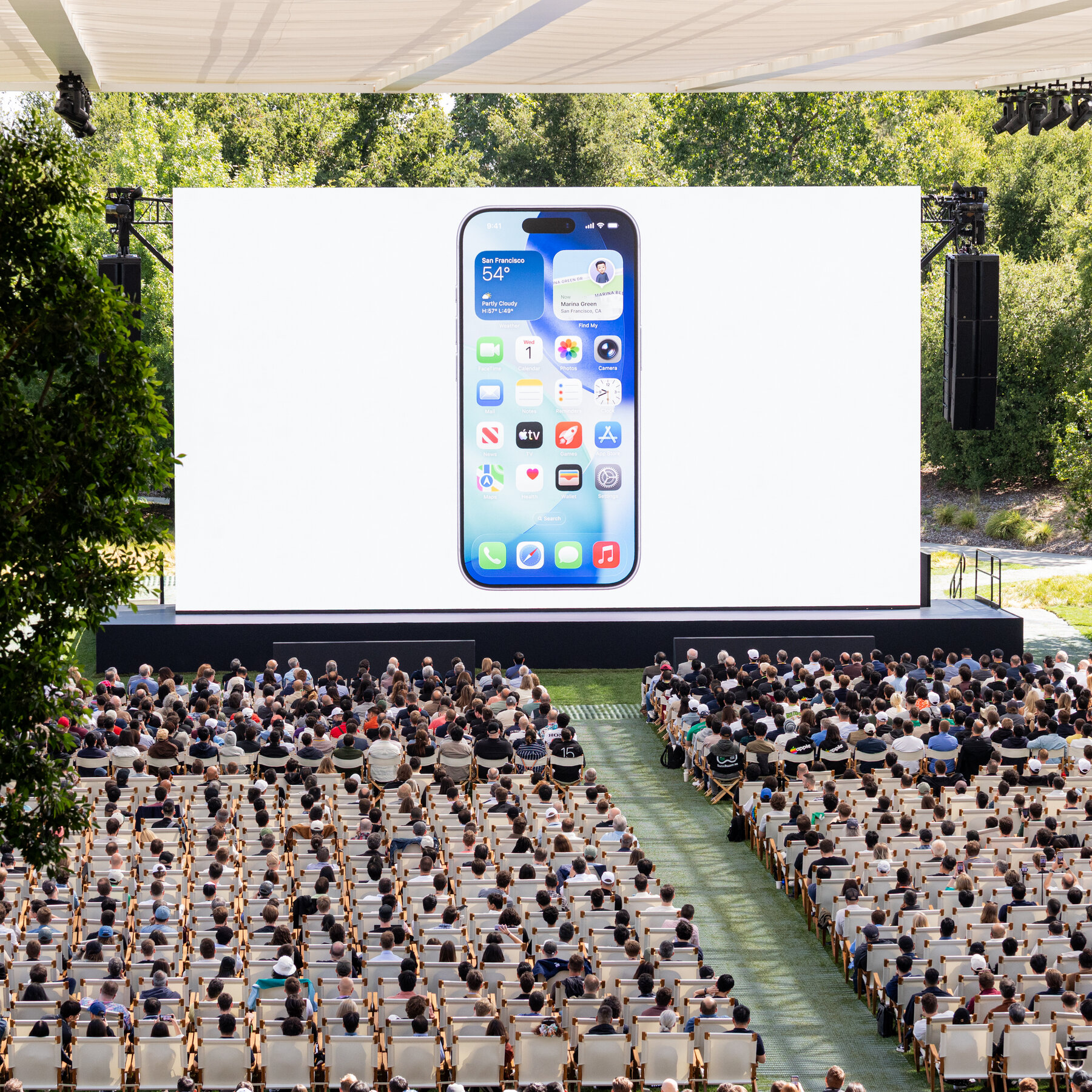 Read more about the article Why Apple’s A.I. Upgrade for Siri Won’t Be Available in Europe