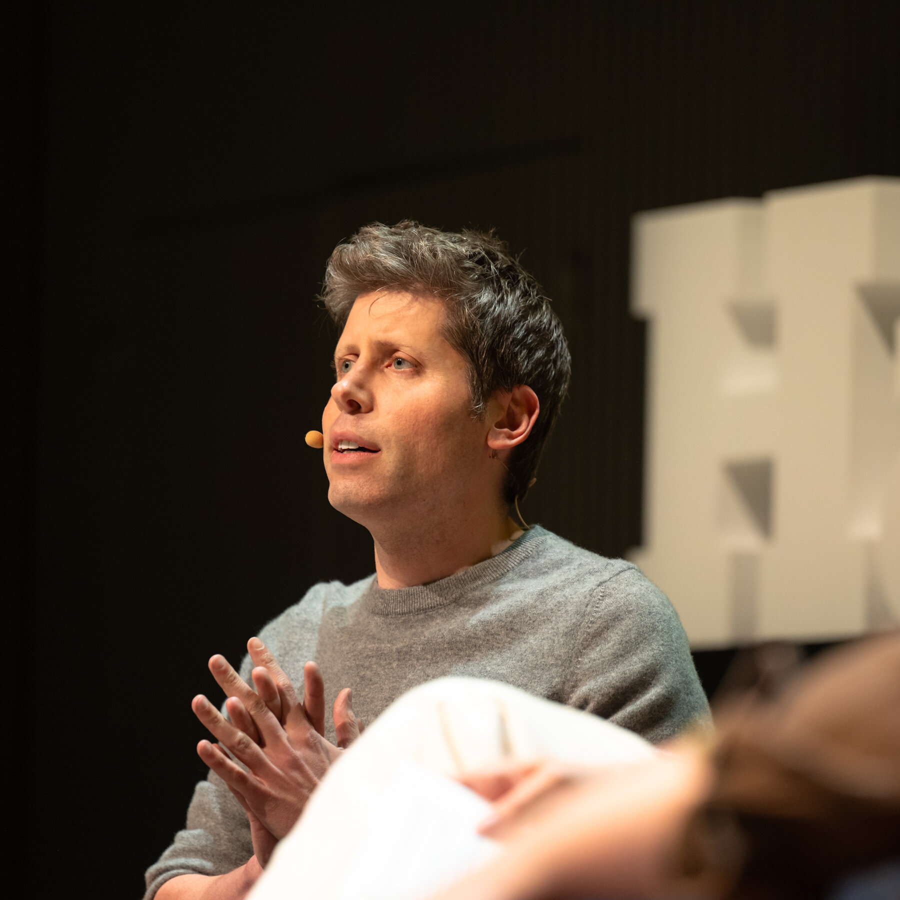 Read more about the article OpenAI Tests Investor Appetite for Yet Another Giant I.P.O.