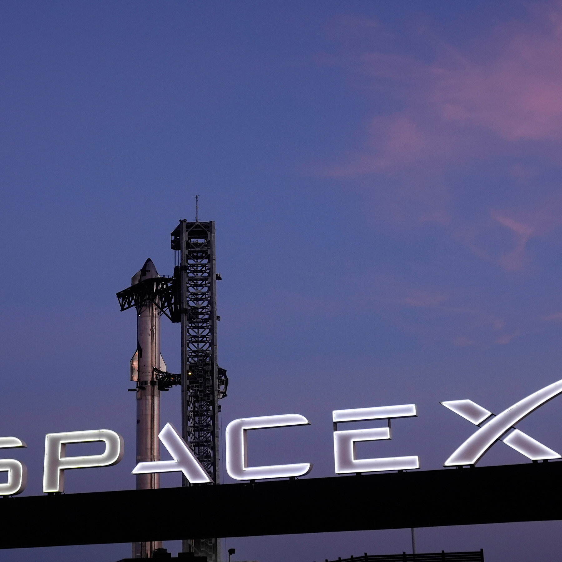 You are currently viewing SpaceX IPO: How Our Reporters Assess the Sky-High Valuation and Potential Economic Impact
