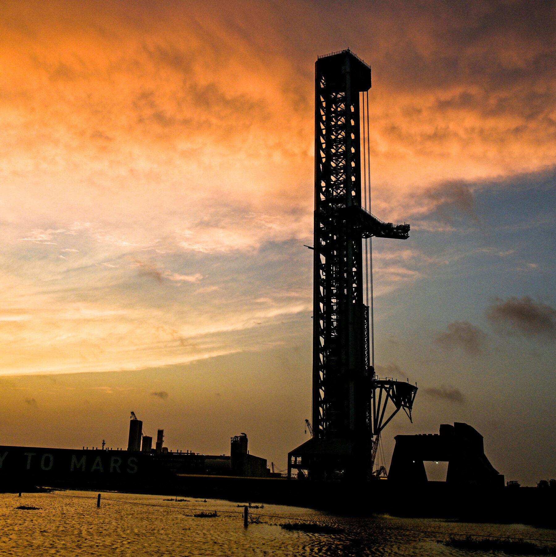 You are currently viewing The Consequences of SpaceX’s Trillion-Dollar I.P.O.